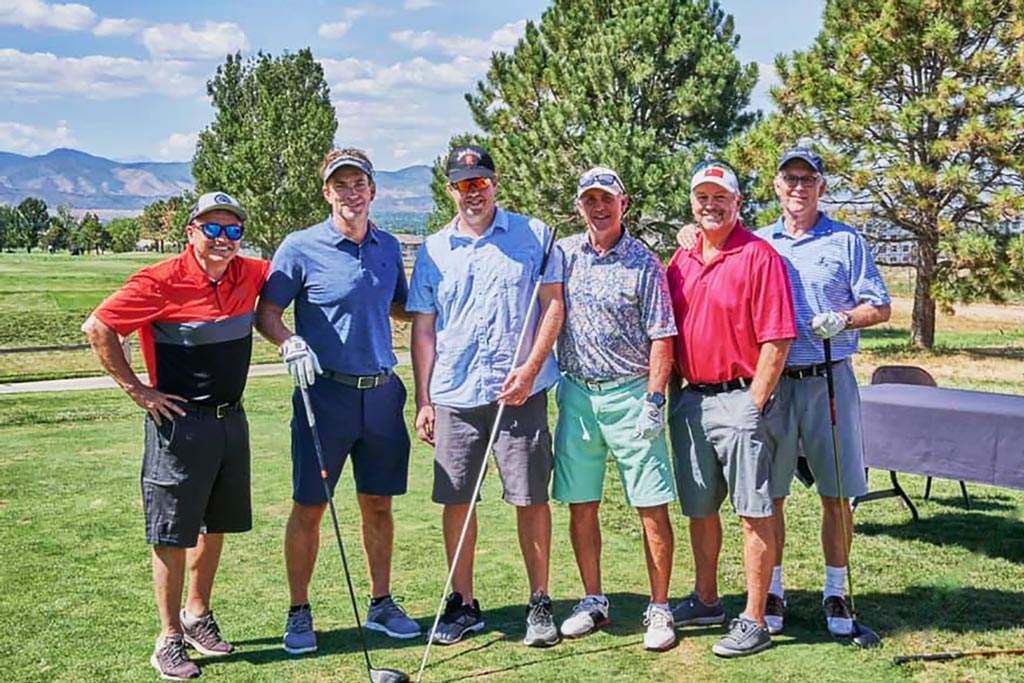 group at Tee It Up