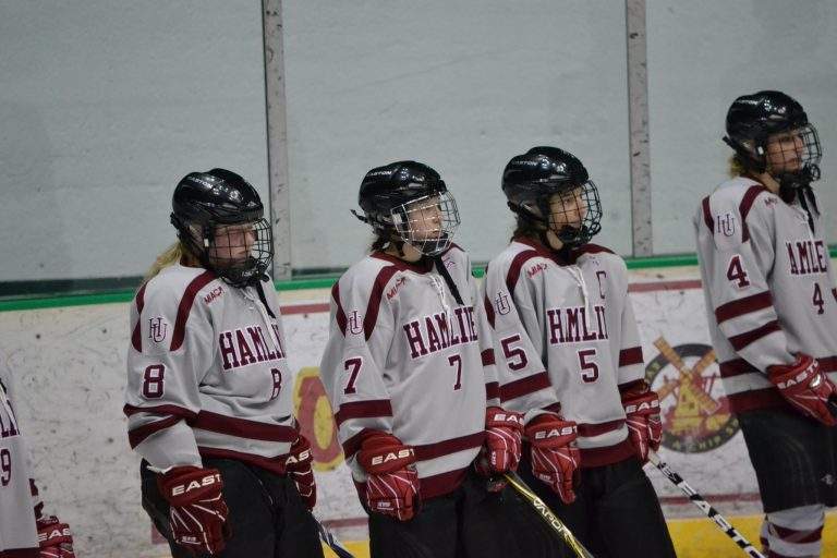 Hamline-Hockey-Line-Up-1-2048×1365