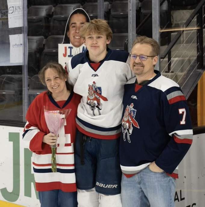 Julie-Schulze-Liberty-High-School-senior-night-00000002